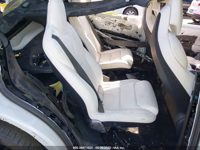 Tesla Model X 90d/75d/100d 2017 5YJXCBE20HF050017 Image 10
