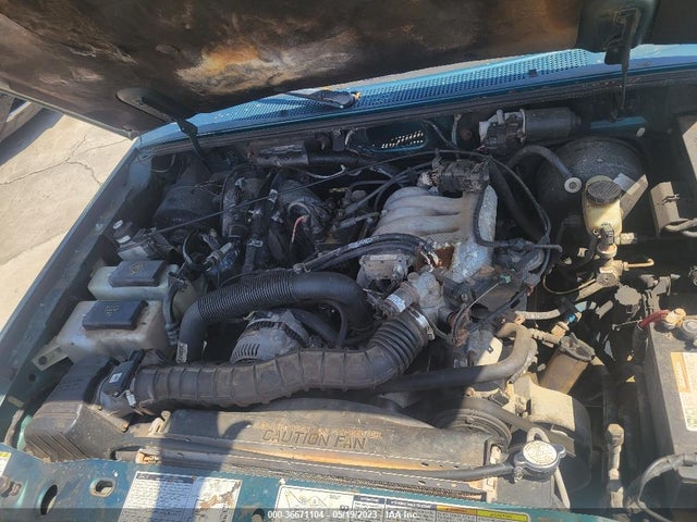 1998 FORD RANGER VIN: 1FTYR14UXWPB10372