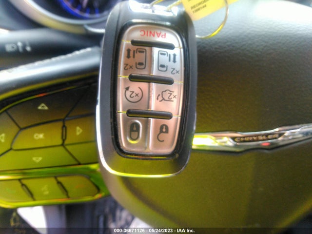2C4RC1BGXKR609877 Chrysler Pacifica Touring L