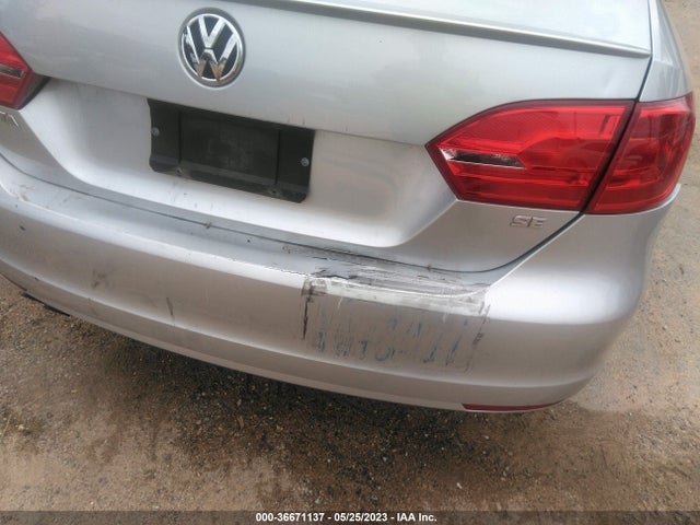 3VWD17AJ3EM370780 Volkswagen Jetta Sedan Se