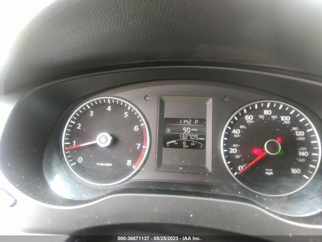 3VWD17AJ3EM370780 Volkswagen Jetta Sedan Se