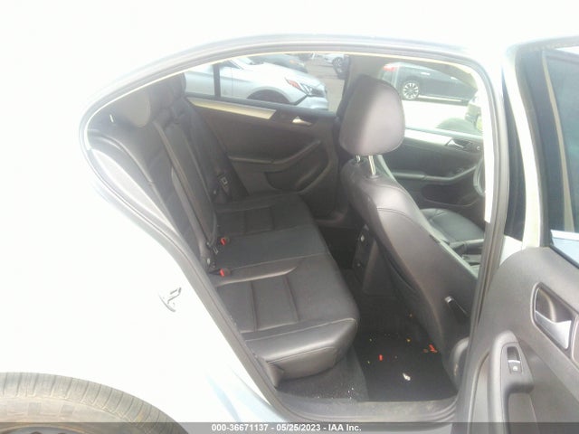 3VWD17AJ3EM370780 Volkswagen Jetta Sedan Se