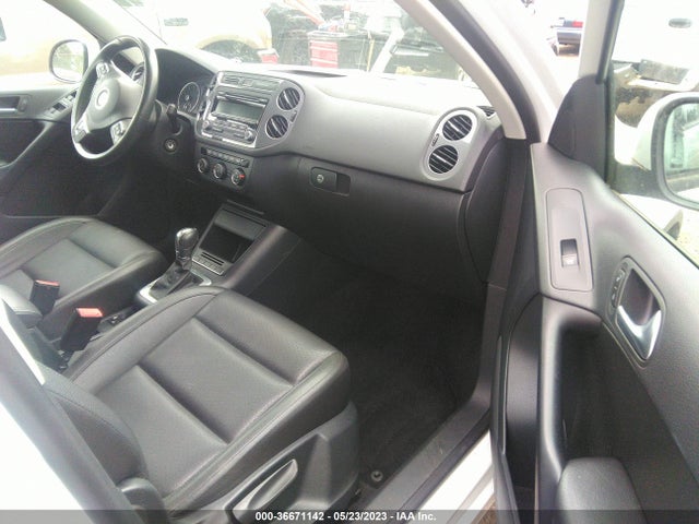 WVGBV3AX2EW580391 Volkswagen TIGUAN SE