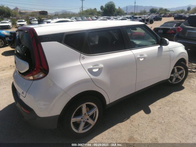 KNDJ23AU1L7054226 KIA SOUL S
