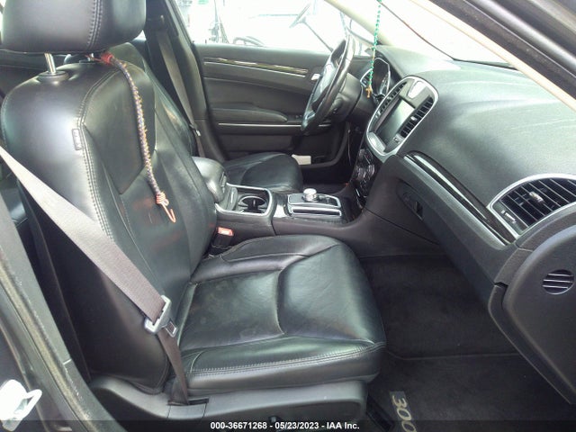 2C3CCARG0GH220467 Chrysler 300 Limited