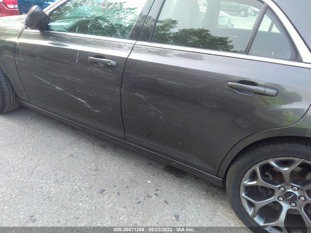 2C3CCARG0GH220467 Chrysler 300 Limited