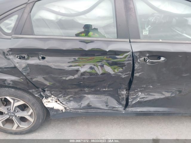 3KPF24AD1KE016845 KIA Forte Lxs
