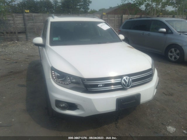 WVGBV3AX7EW026554 Volkswagen Tiguan R-line