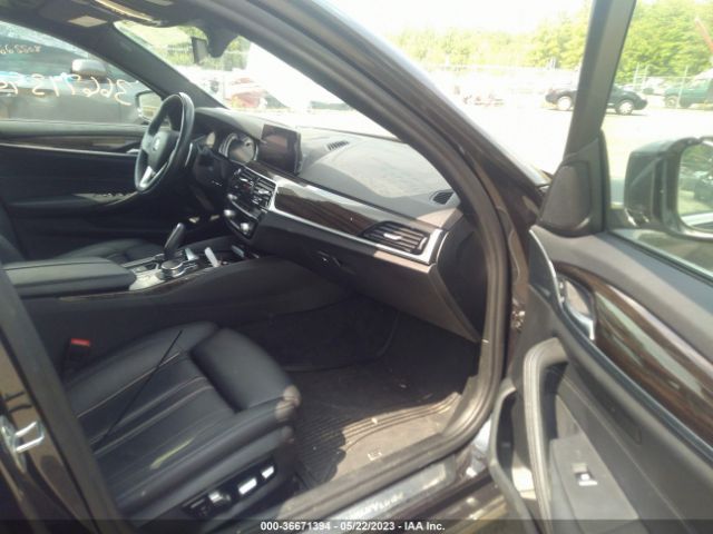 WBAJE7C51KWW18401 BMW 5 Series 540i Xdrive