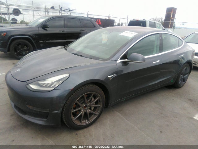Tesla Model 3 Range Battery 2018 5YJ3E1EAXJF052227 Image 2