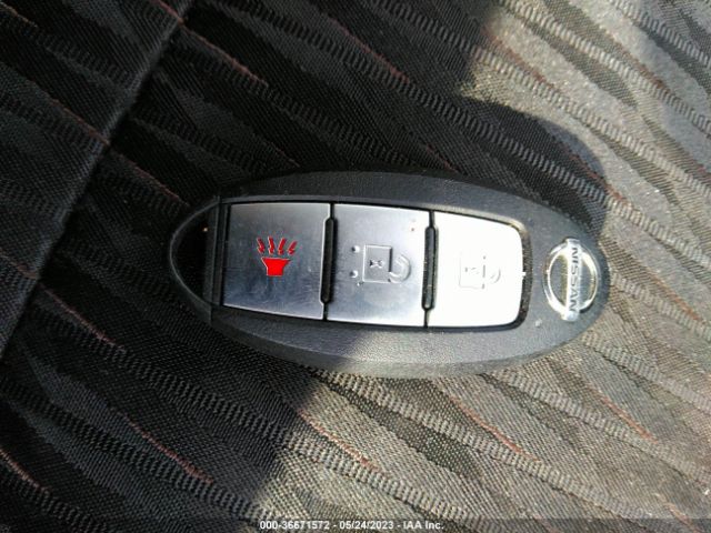 5N1AT2MT2KC829046 Nissan ROGUE SV