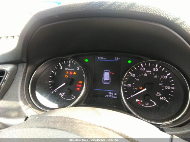 5N1AT2MT2KC829046 Nissan ROGUE SV