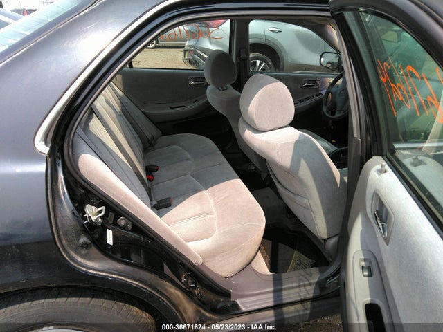2000 HONDA ACCORD SDN LX VIN: 1HGCG6650YA069311