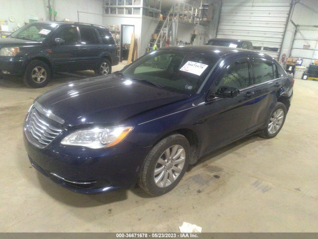 1C3CCBBB2EN176559 Chrysler 200 Touring