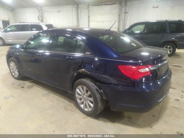 1C3CCBBB2EN176559 Chrysler 200 Touring