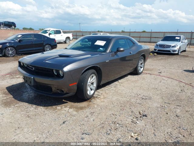 2C3CDZAG8FH724593 Dodge Challenger Sxt