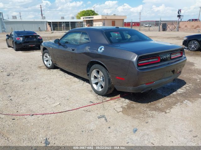 2C3CDZAG8FH724593 Dodge Challenger Sxt