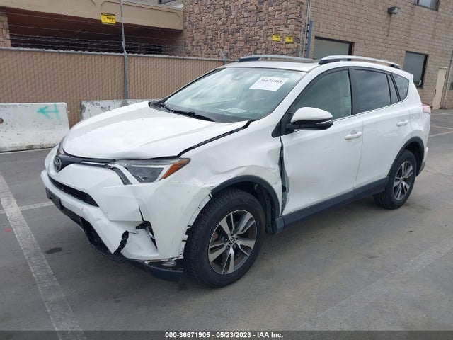2017 TOYOTA RAV4 XLE VIN: JTMWFREV3HJ143080