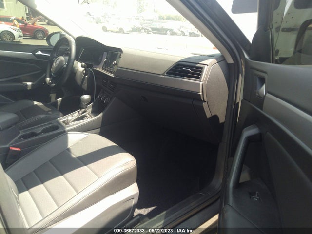 3VWC57BU2MM040183 Volkswagen Jetta S/se/r-line