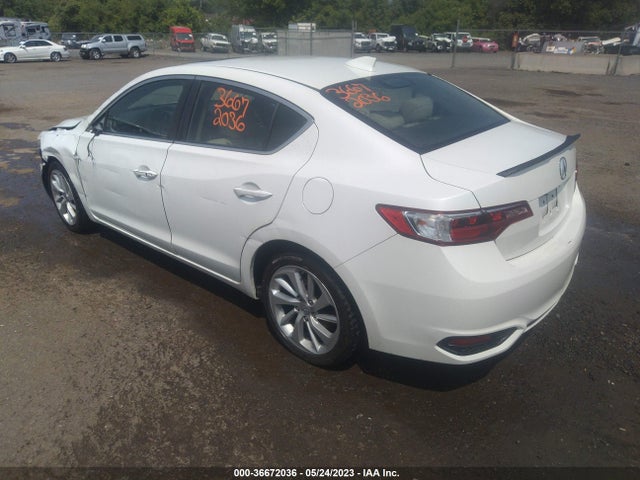 19UDE2F78HA008664 Acura Ilx W