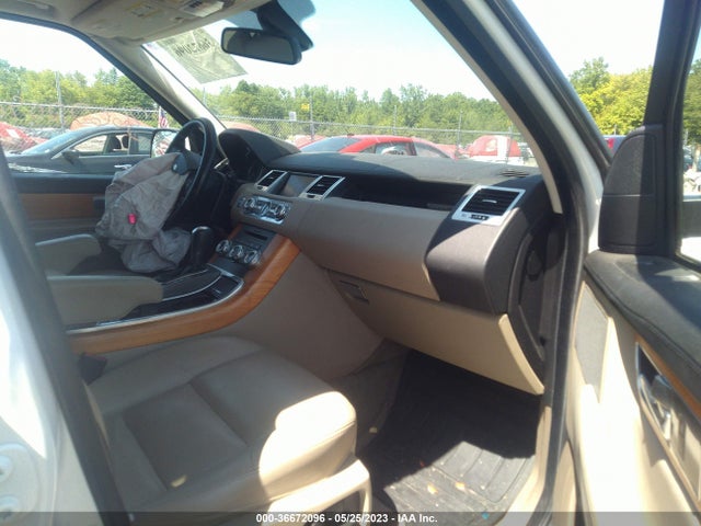 2011 LAND ROVER RANGE ROVER SPORT HSE VIN: SALSF2D44BA271343