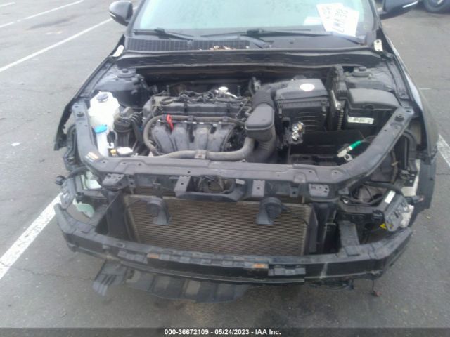 KNAGM4A78F5661466 KIA Optima Lx
