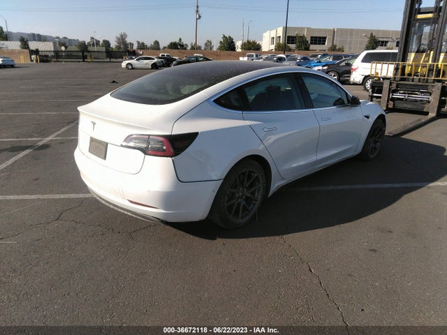 Tesla Model 3 Long Range 2019 5YJ3E1EA0KF485167 Image 4