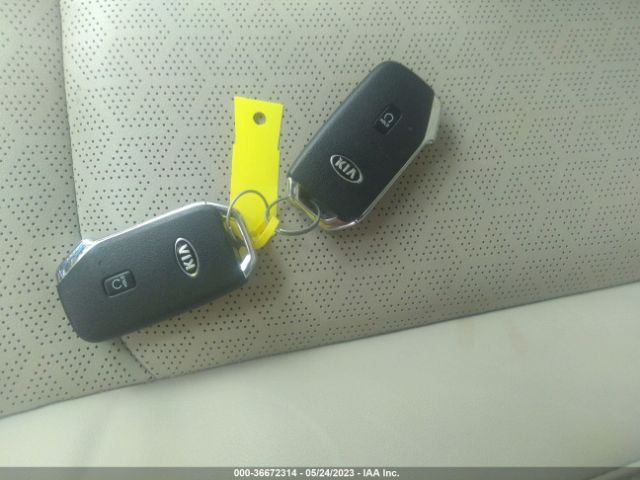 5XYRHDLF6MG068780 KIA SORENTO EX