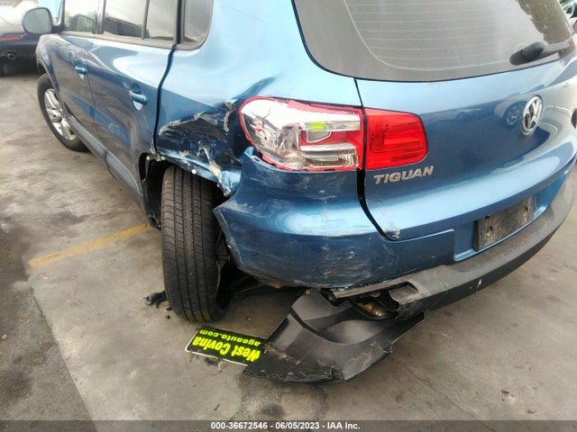 WVGAV7AX1HK021011 Volkswagen TIGUAN S