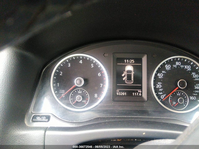 WVGAV7AX1HK021011 Volkswagen TIGUAN S