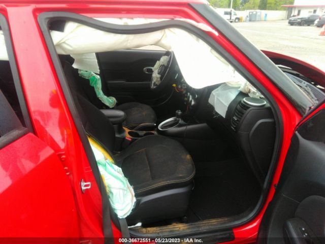 KNDJP3A52F7761690 KIA SOUL +