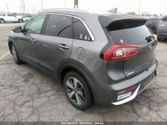 KNDCB3LC6H5058871 KIA NIRO LX