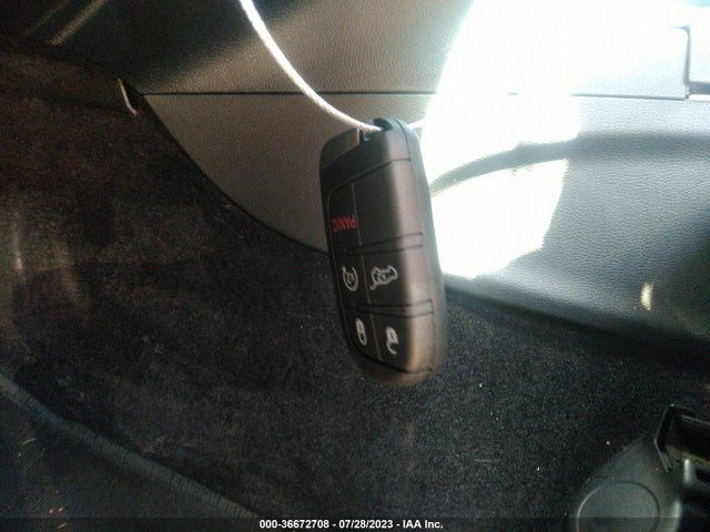 1C4RJFDJ3FC804391 Jeep Grand Cherokee Srt