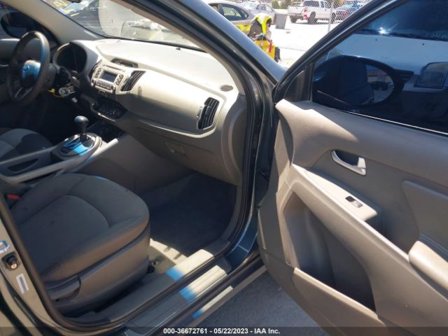 KNDPB3AC2E7581745 KIA Sportage Lx