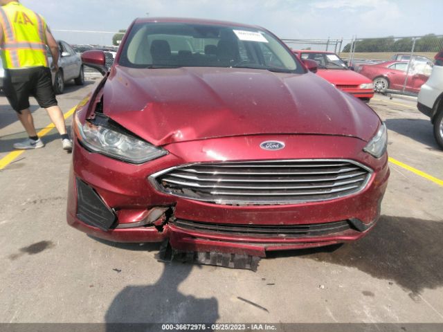 3FA6P0LU7KR221088 Ford Fusion Hybrid Se