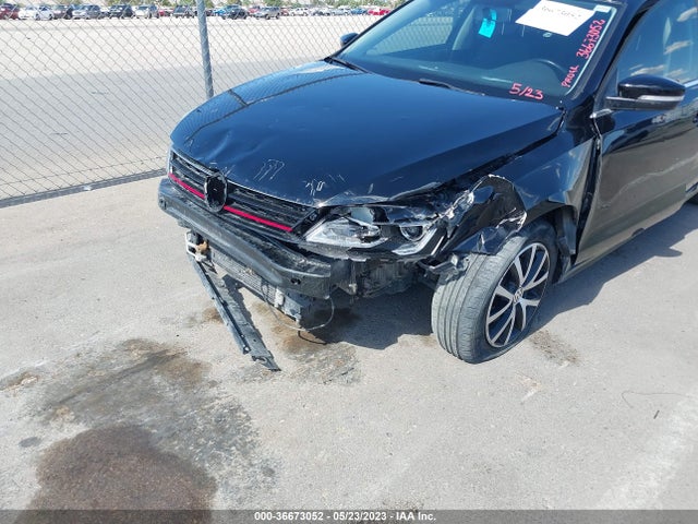 3VWDB7AJ1HM208129 Volkswagen Jetta 1.4t Se
