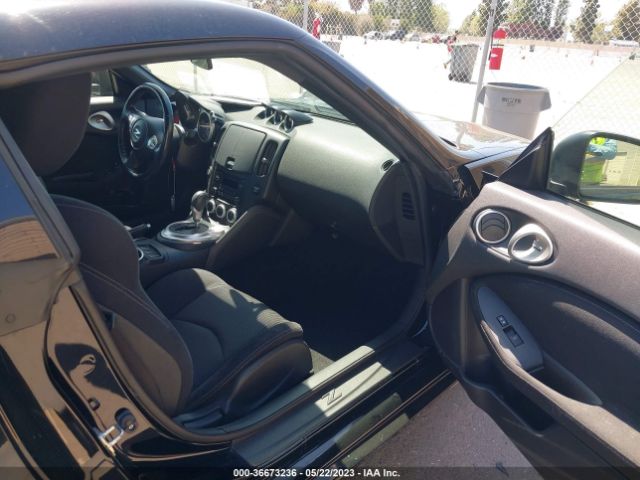 JN1AZ4EH6HM952623 Nissan 370Z