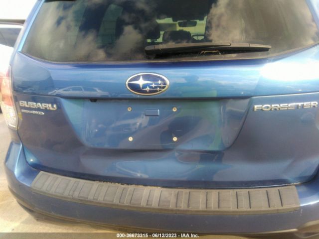 JF2SJAGC7JH532295 Subaru Forester Premium