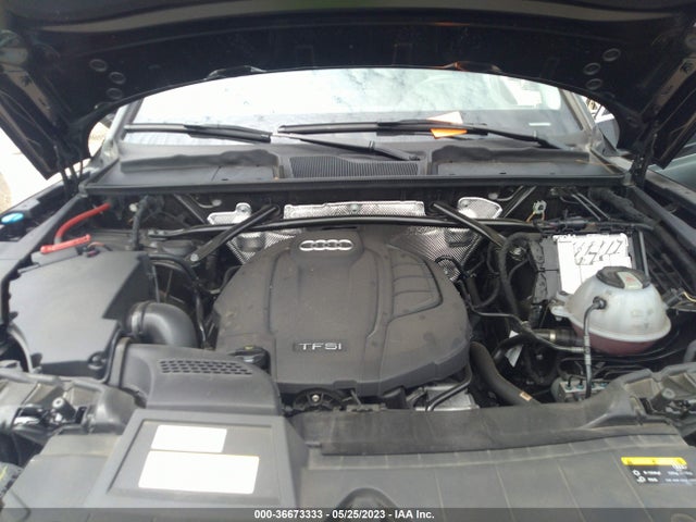 WA1BNAFY1J2024188 Audi Q5 Premium Plus