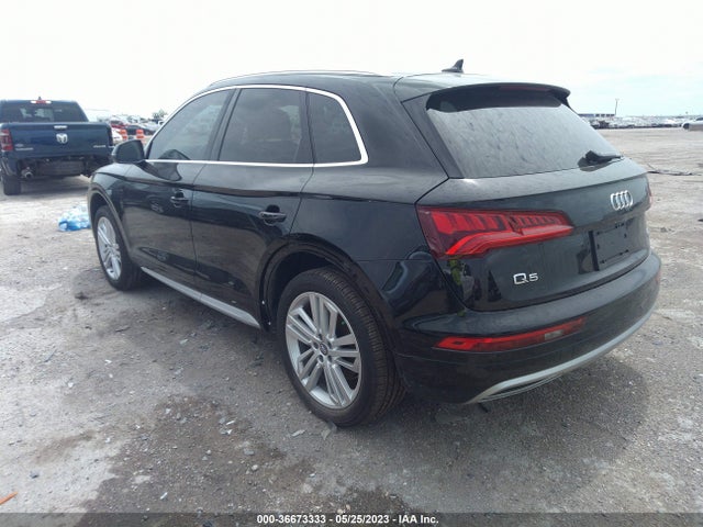 WA1BNAFY1J2024188 Audi Q5 Premium Plus