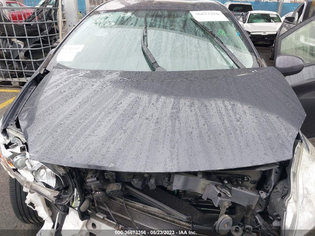 Toyota Prius Four 2015 JTDKN3DU5F1953217 Image 11