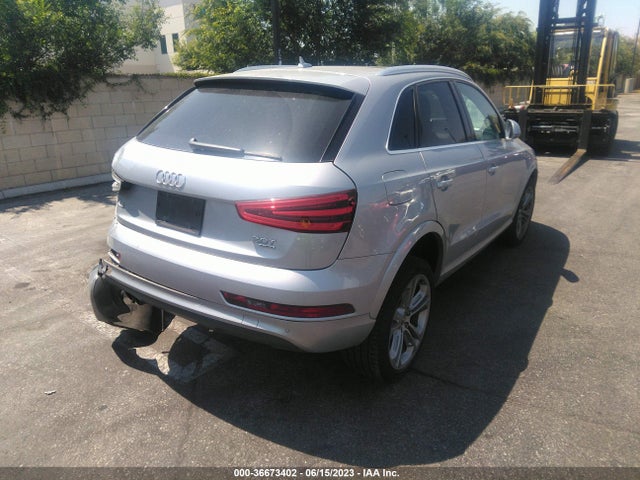 WA1GFCFS2FR002340 Audi Q3 2.0t Prestige