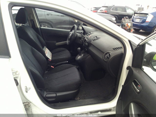 Mazda Mazda2 Sport 2014 JM1DE1KZXE0187517 Image 5