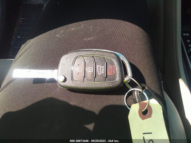 Hyundai TUCSON SE 2016 KM8J3CA44GU075491 Image 3