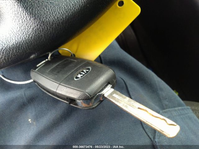 KNDPB3AC7E7634116 KIA Sportage Lx