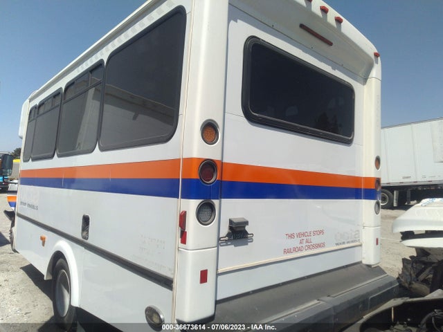 2015 Ford E-Series, VIN: 1FDFE4FS6FDA07186