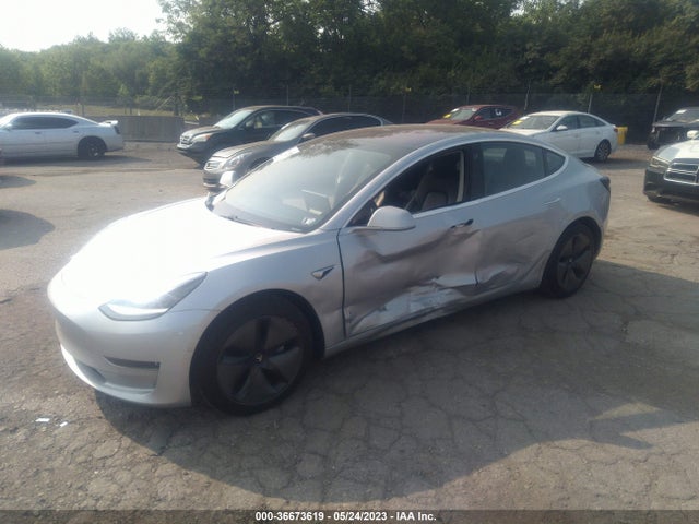 Tesla Model 3 Range Battery 2018 5YJ3E1EA6JF031598 Image 2