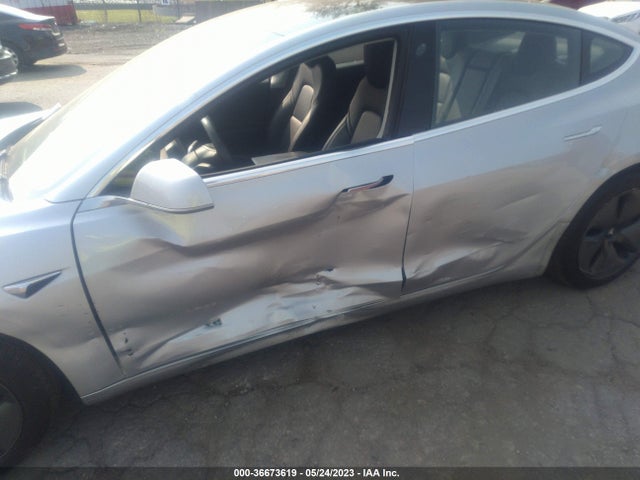 Tesla Model 3 Range Battery 2018 5YJ3E1EA6JF031598 Image 6