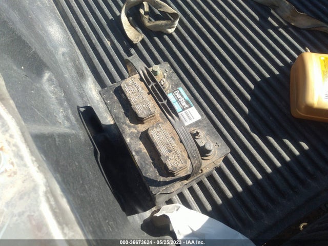 2001 FORD F-150 XL/XLT VIN: 1FTZX07281KA86061