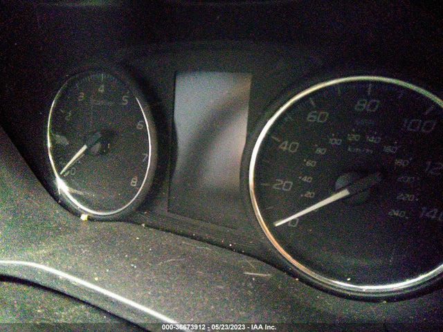 JA4AD3A33HZ007884 Mitsubishi Outlander Se